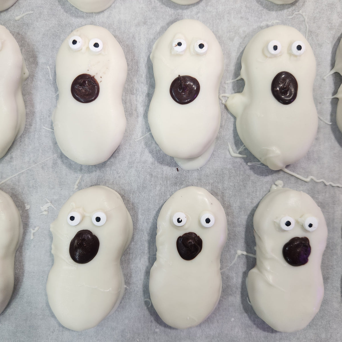 Ghost & Mummy Chocolate Nutter Butter