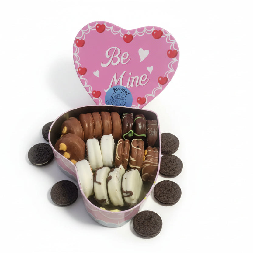 Heart Oreo Box - 18 Pack