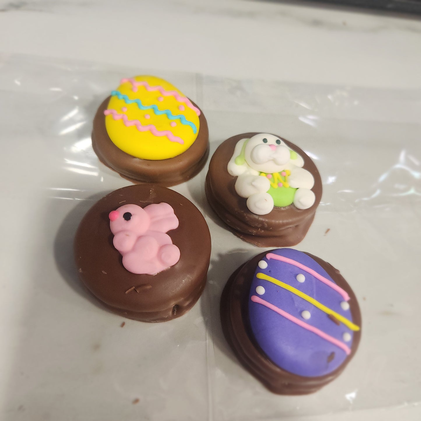 Easter Bagged Oreos