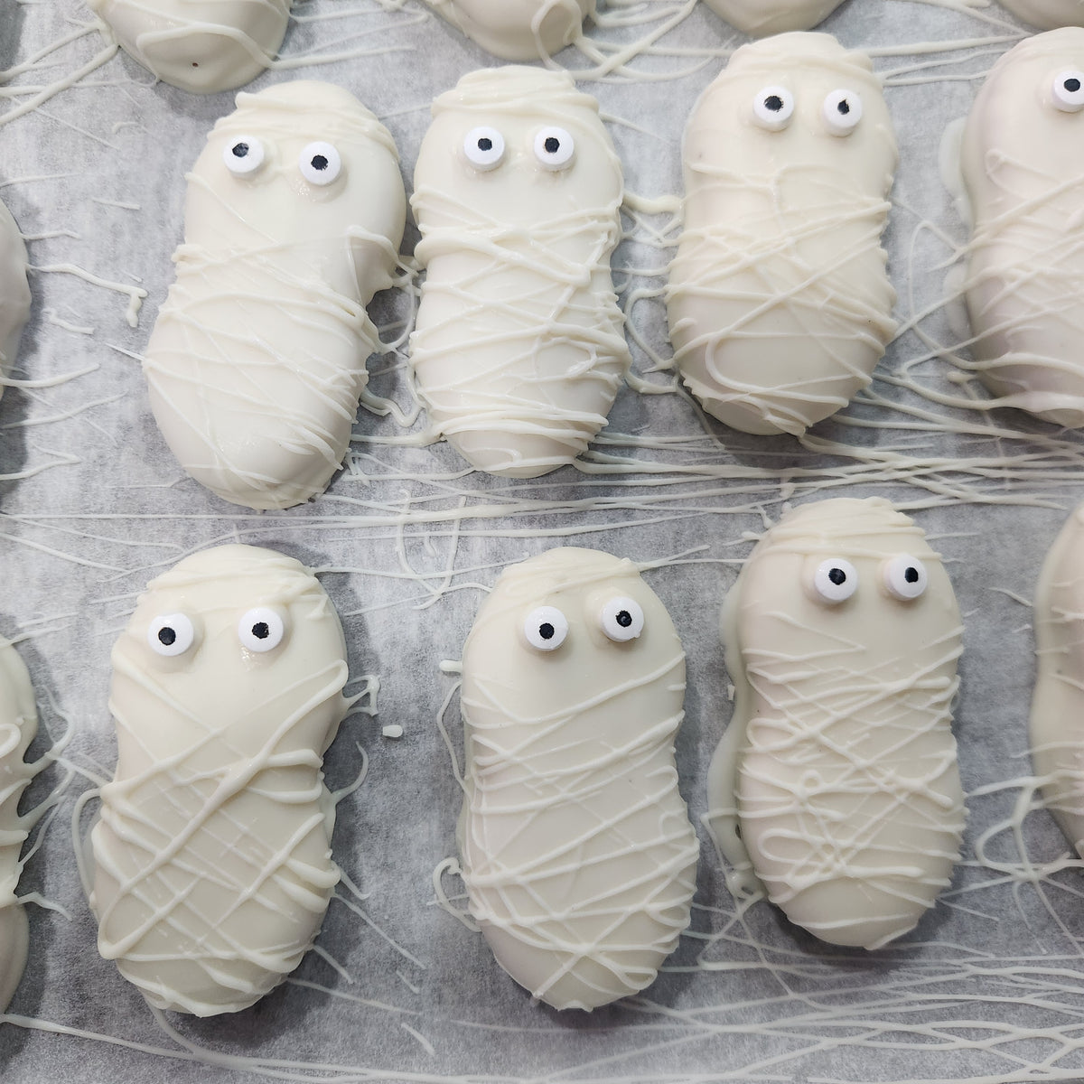 Ghost & Mummy Chocolate Nutter Butter
